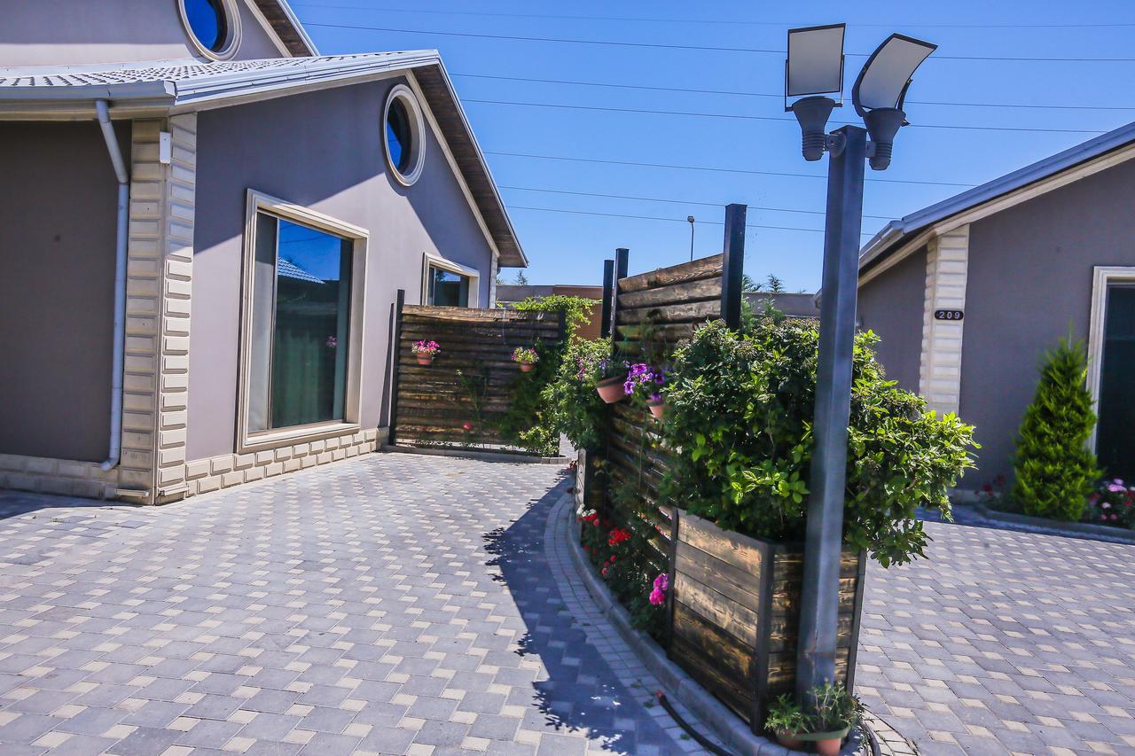 Armada Villa Hotel Zabrat Extérieur photo